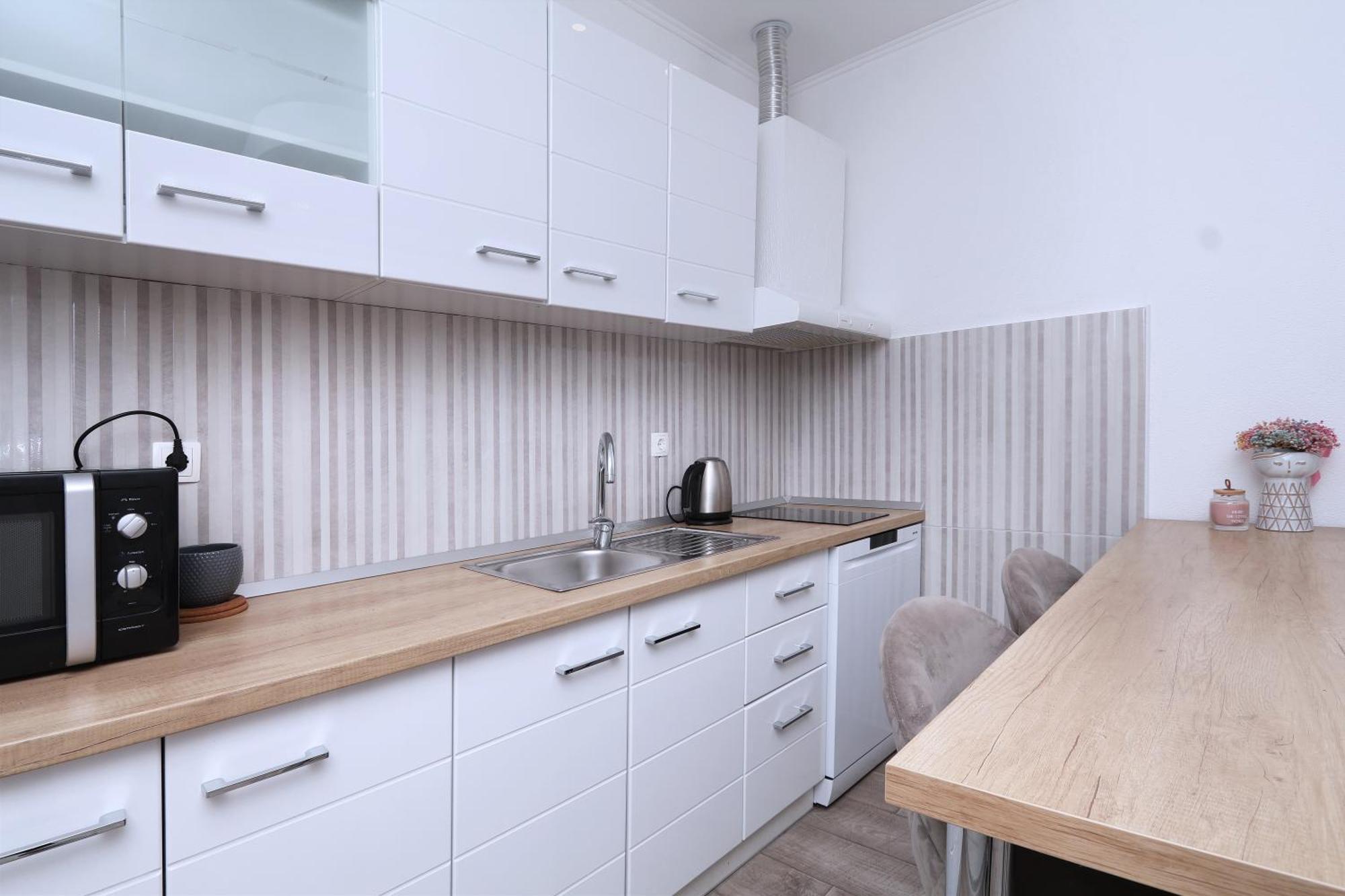 Flamingo Apartment *